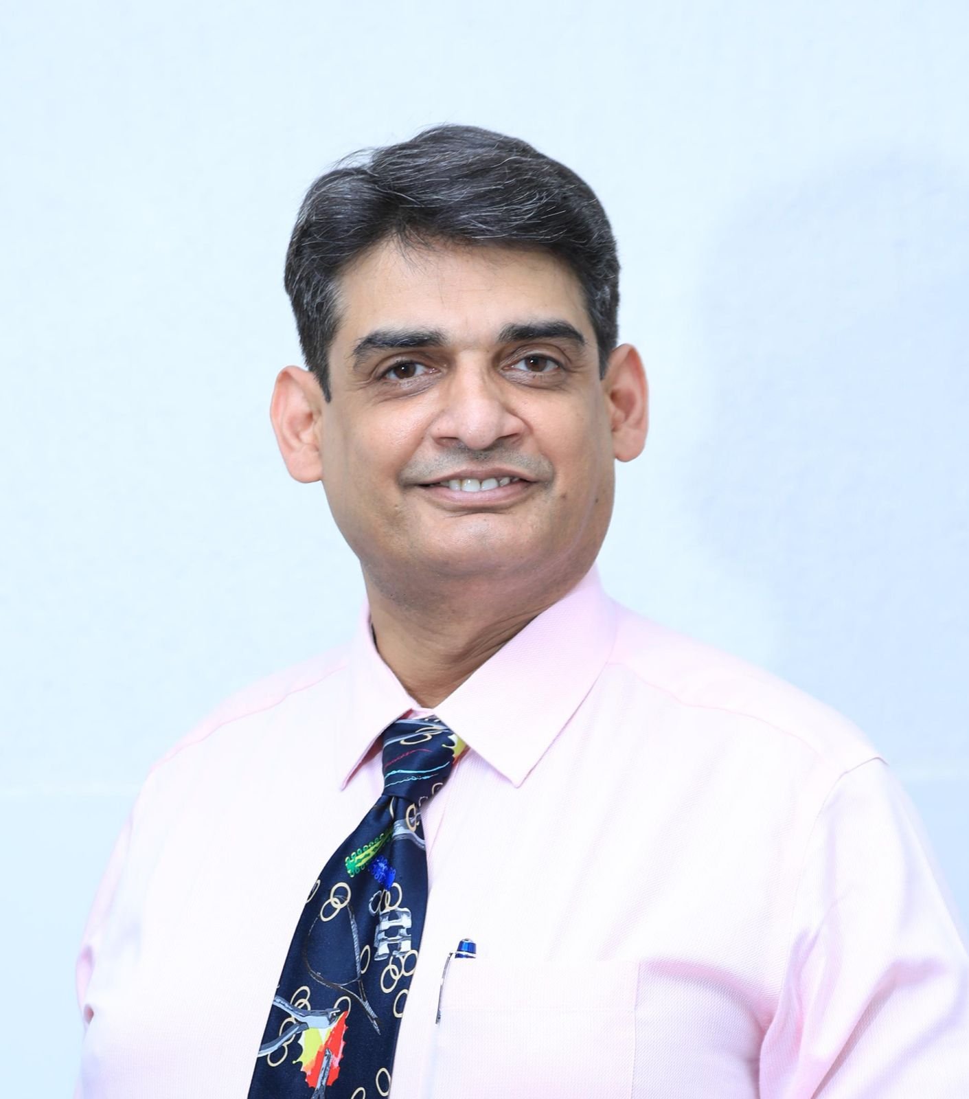 Dr. Akshay Rathi